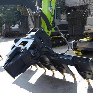 Railway sleeper grapple